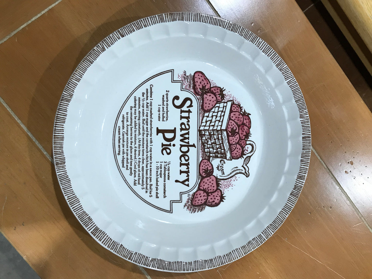 Royal China Jeannette Pie Plate