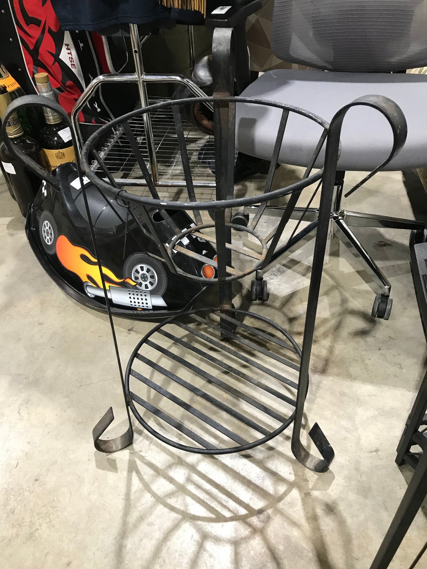 Metal Plant Stand