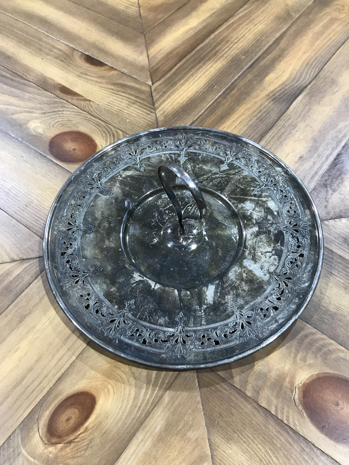 Silver Serving tray - 10”D