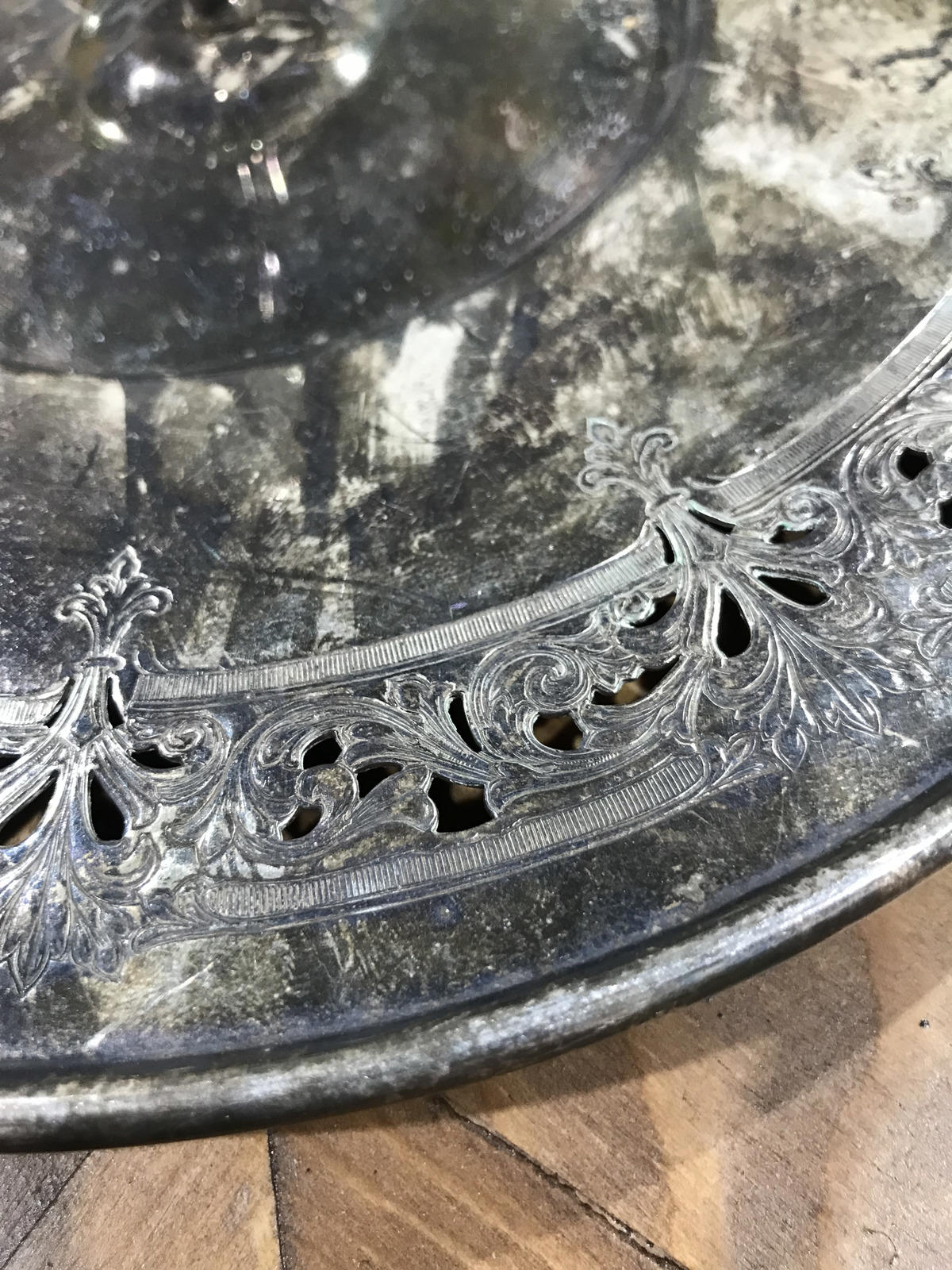 Silver Serving tray - 10”D