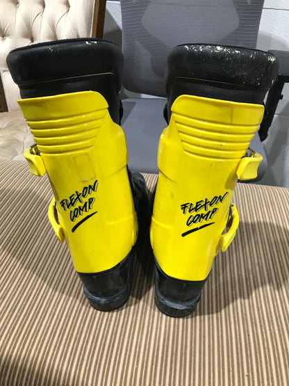 Raichle Flexon Comp Ski Boots (Size 12M)