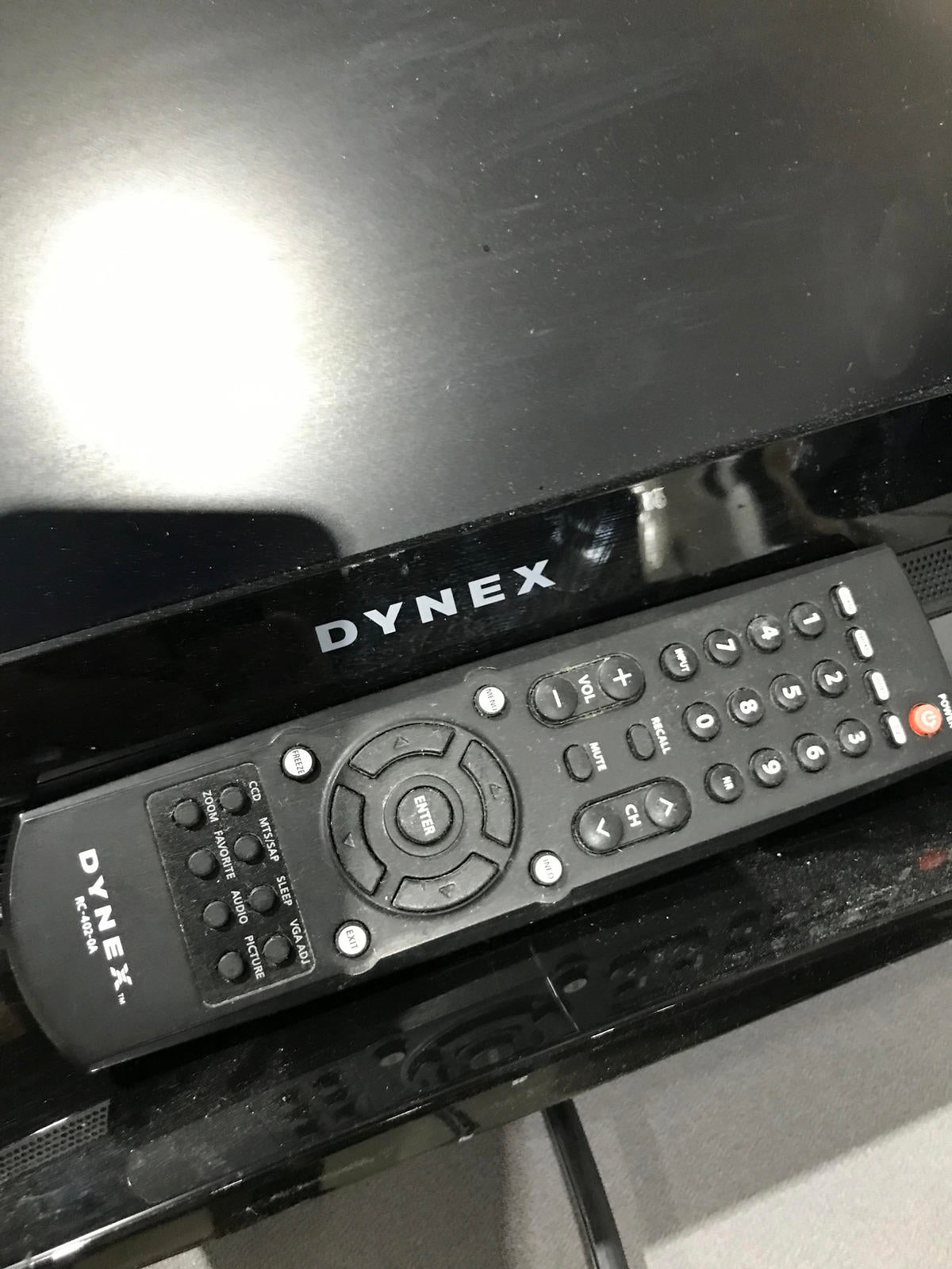 Dynex  21" LCD TV with Remote