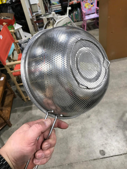 Stainless Steel Colander (10"D x 4"H)