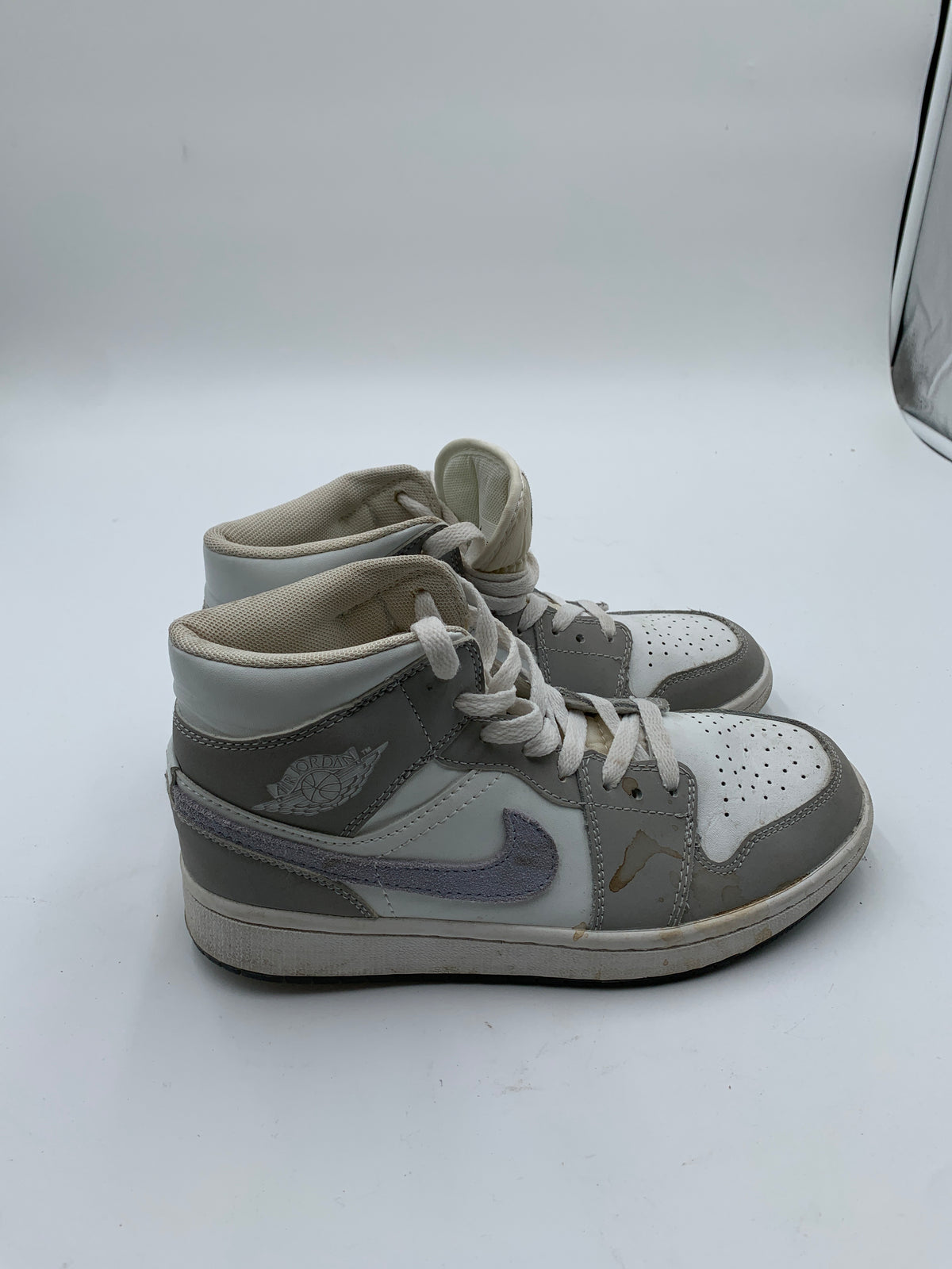 NIKE Air Jordan 1 Mid Wolf Grey White Sneakers Men's/Women's US 8 EU 39