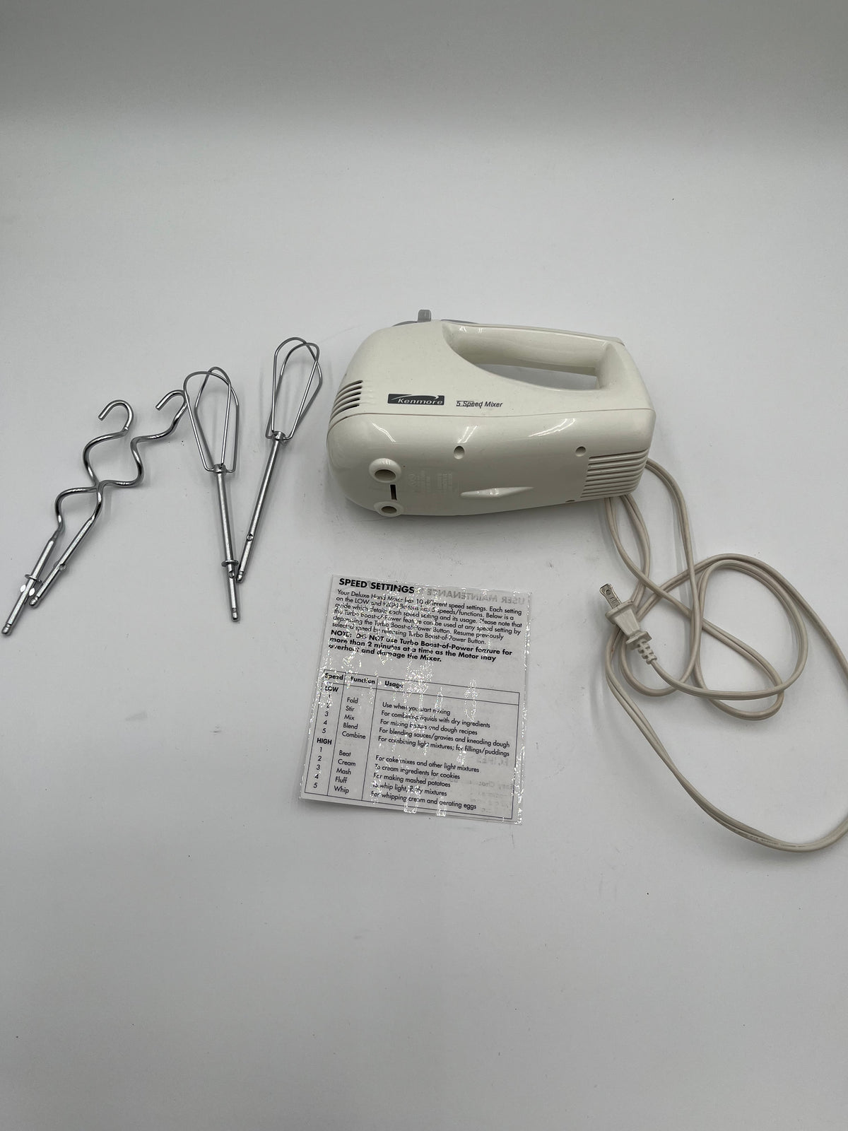 Kenmore 5-Speed Hand Mixer White w/ Beaters Dough Hooks Storage Bag