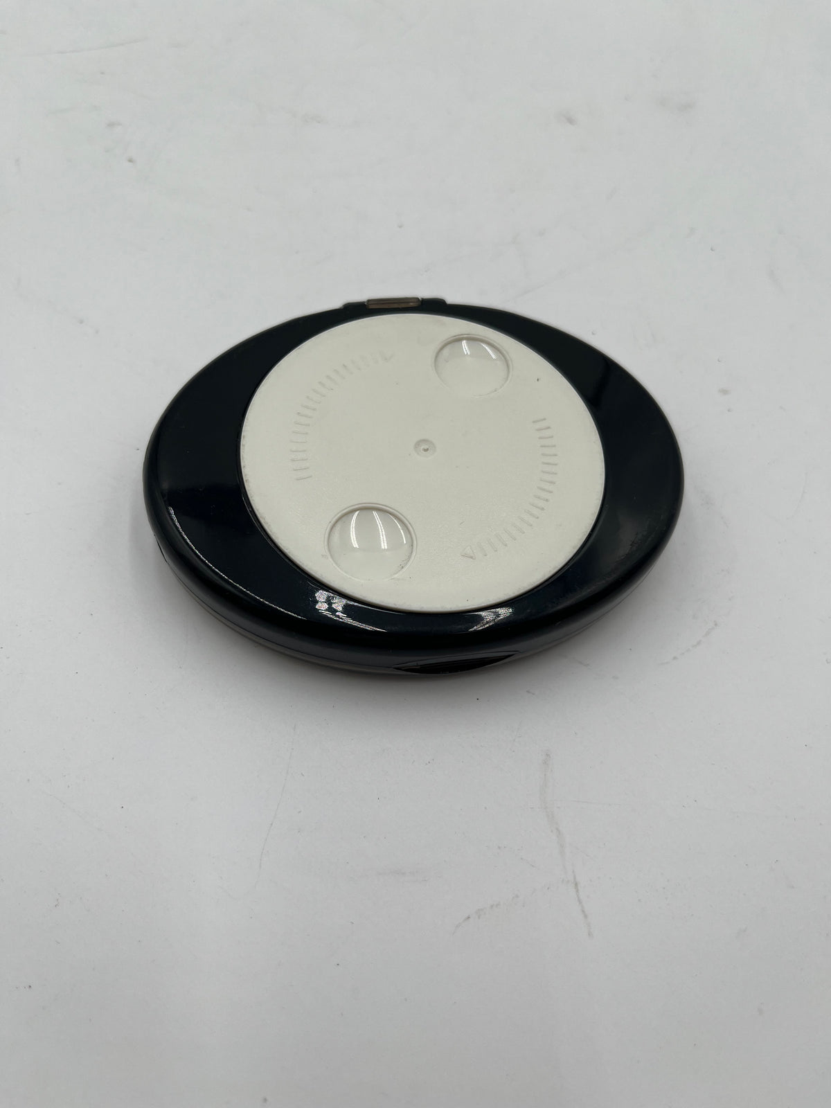Vintage Retractable In-Ear Earphones Headset with Round Travel Case