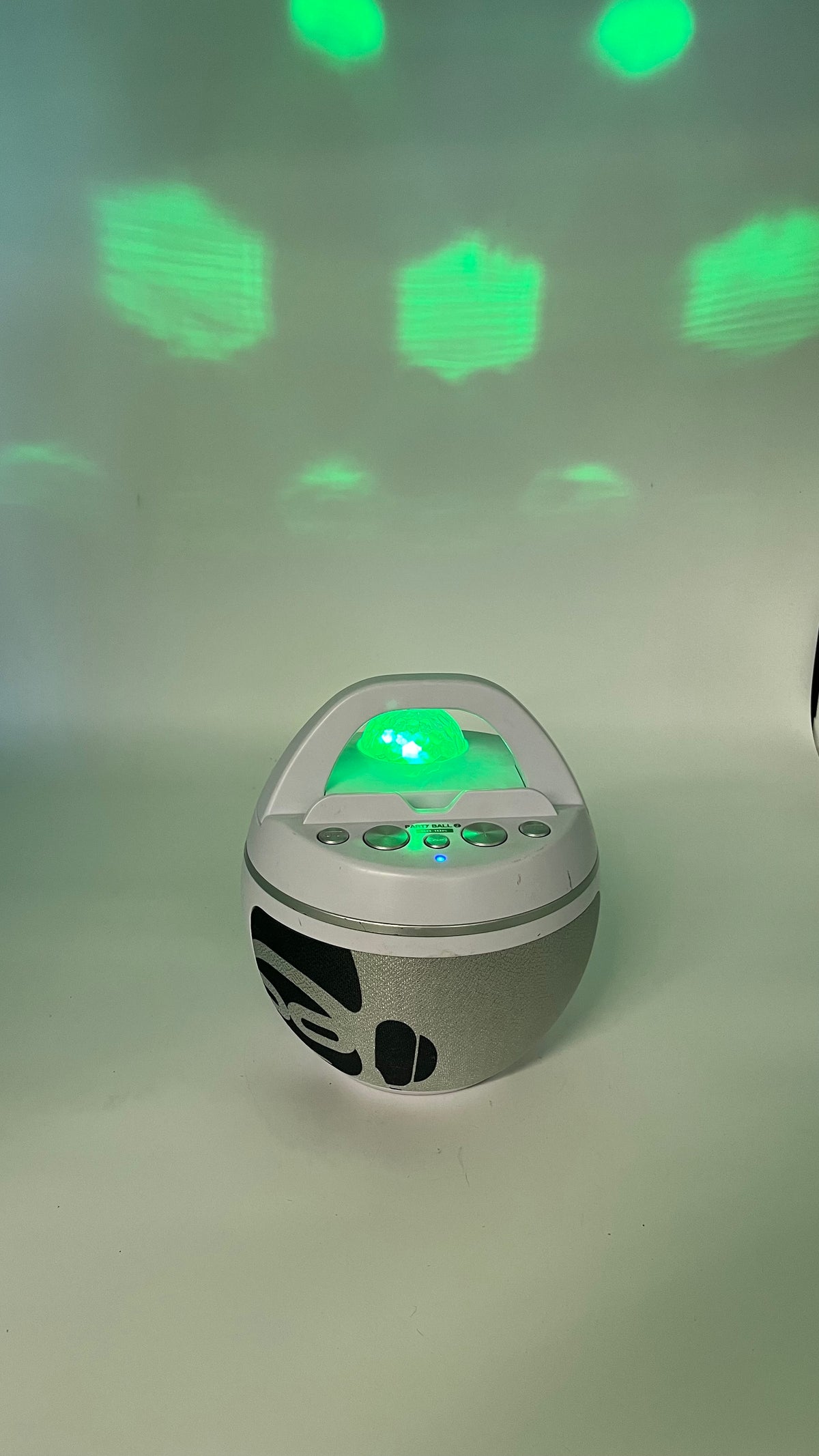iDance Party Ball 2 BB-10K Bluetooth Karaoke Speaker Disco Light White