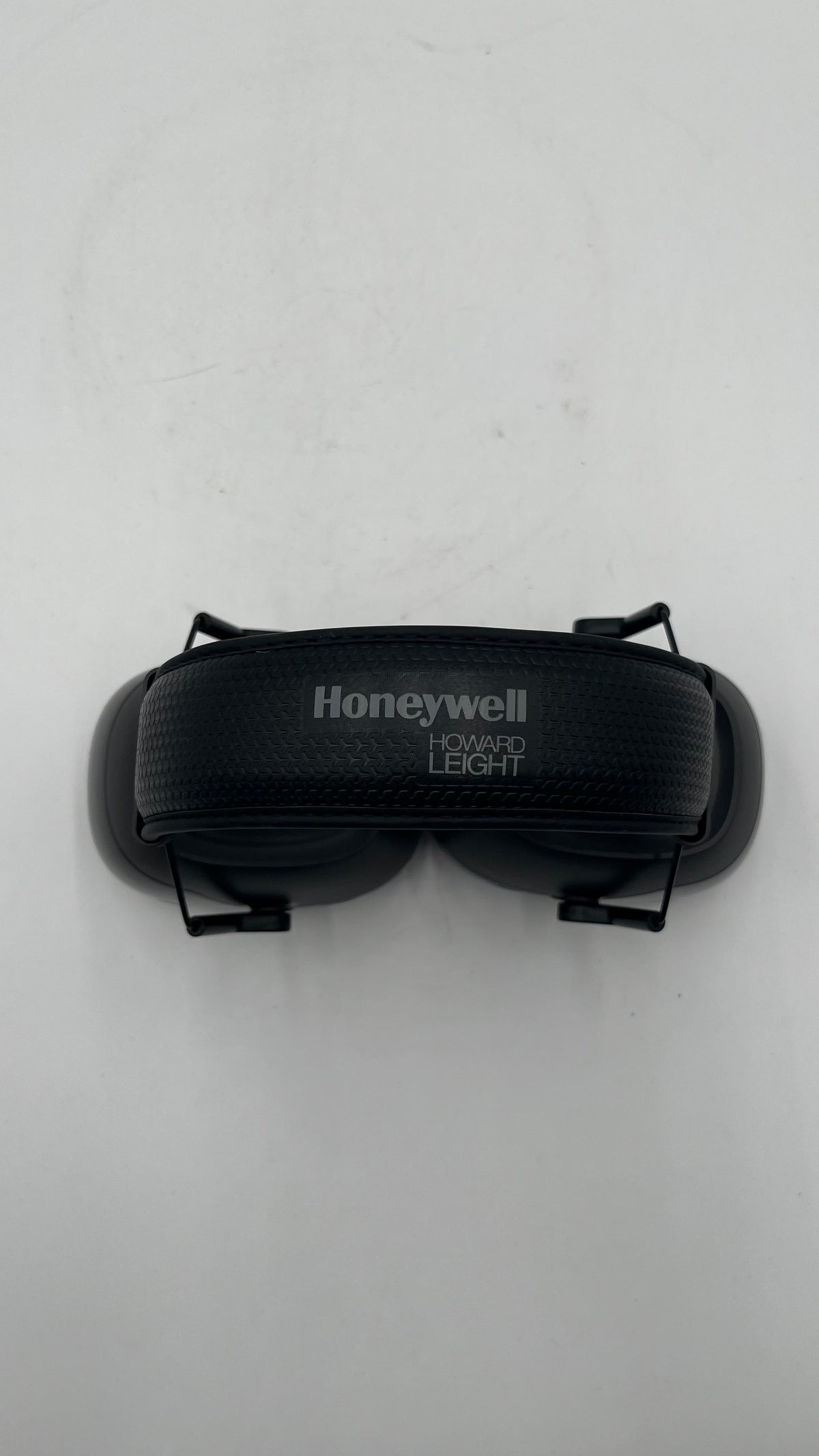 Honeywell Howard Leight VeriShield VS110 Noise Canceling Earmuffs NRR 25 Black