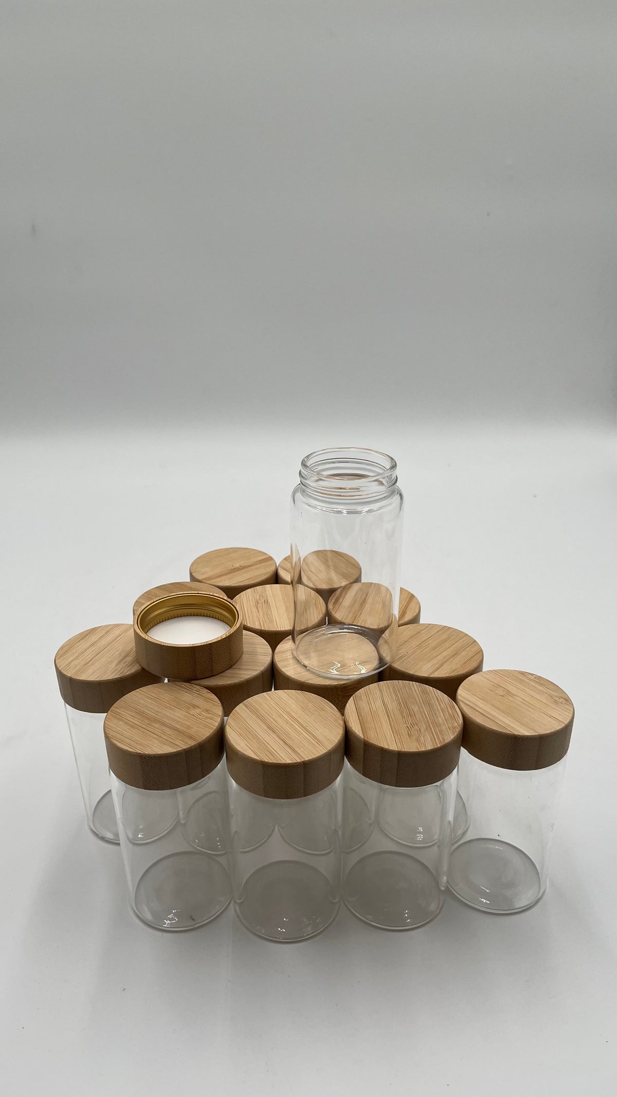 12 Piece Glass Spice Jar Set Bamboo Wood Lids Kitchen Pantry Storage