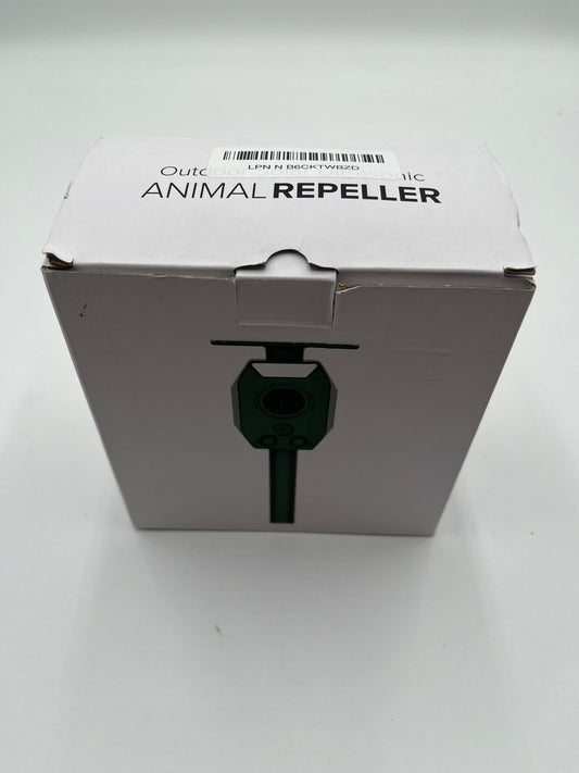 Outdoor Solar Ultrasonic Animal Repeller Motion Sensor Flashing Light