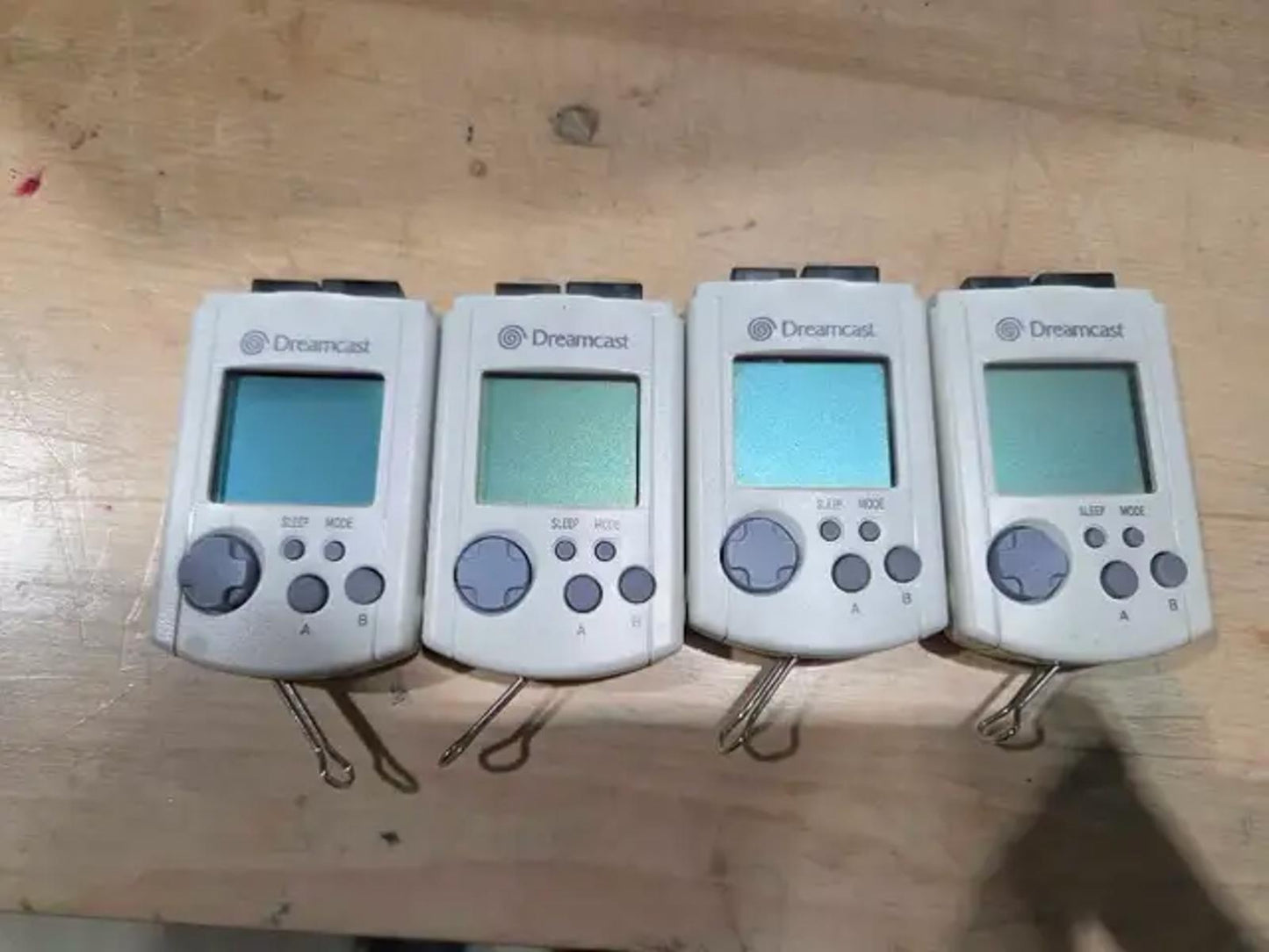 Dreamcast VMUs - 4 Available