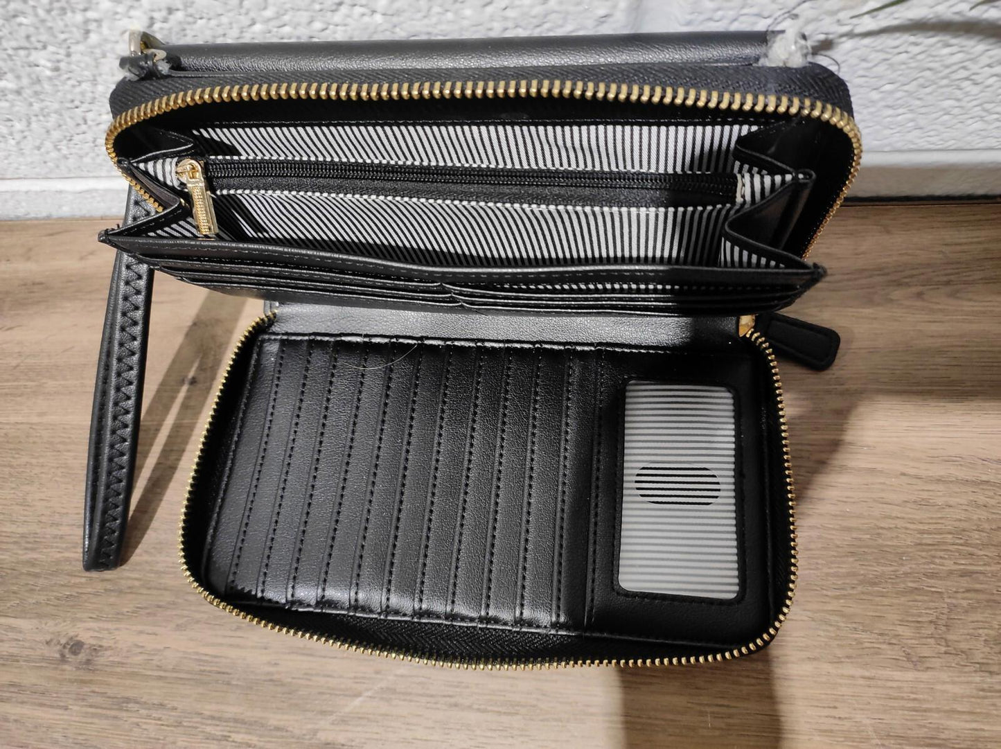 NUOKO Women's RFID Wallet Purse with Zip Around