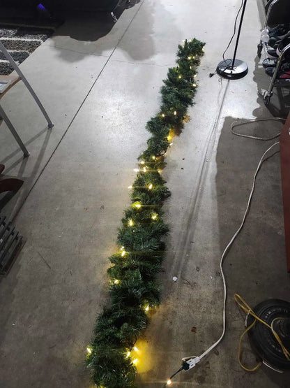 10ft Christmas Pre-lit Garland