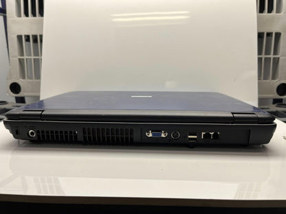 Toshiba Satellite P30 Retro Pentium 4 Laptop FOR PARTS