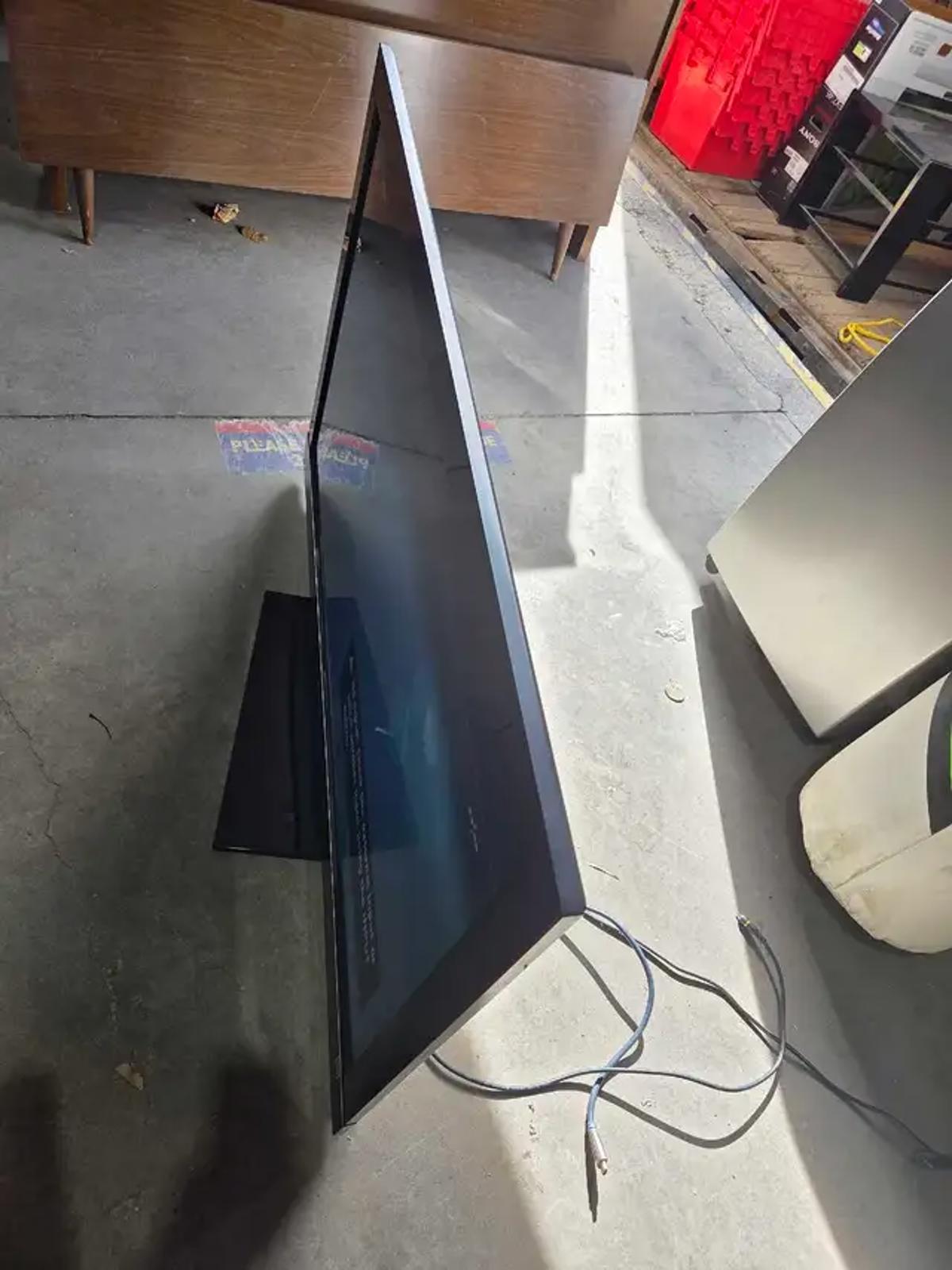 Sony Bravia 46" 1080p HD TV - 46EX703
