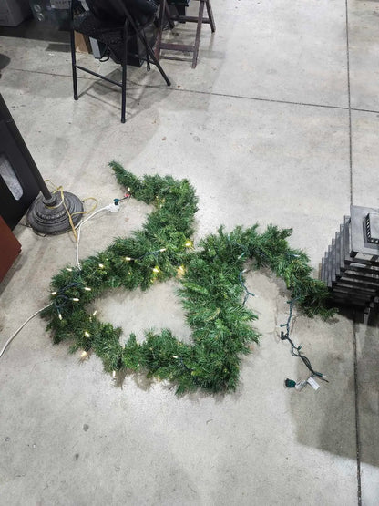 10ft Christmas Pre-lit Garland