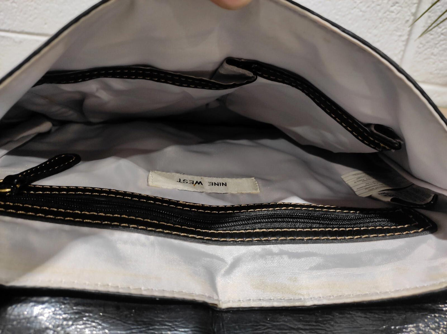 NINE WEST BLACK BUCKLE SHOULDER BAG