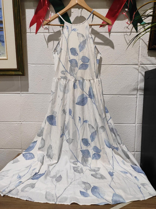 New Women's Long Dress Size S in Blue and White Abstract Print