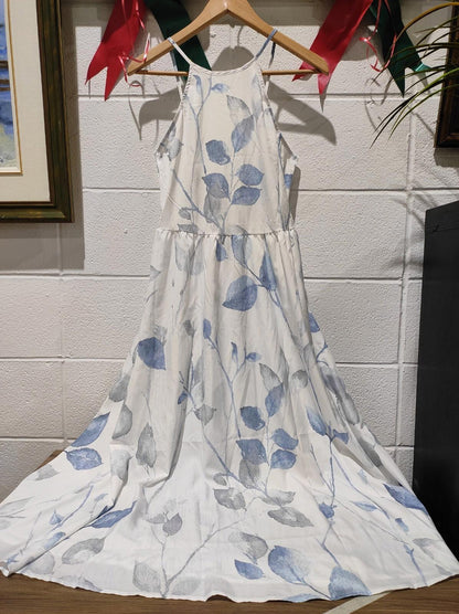 New Women's Long Dress Size S in Blue and White Abstract Print