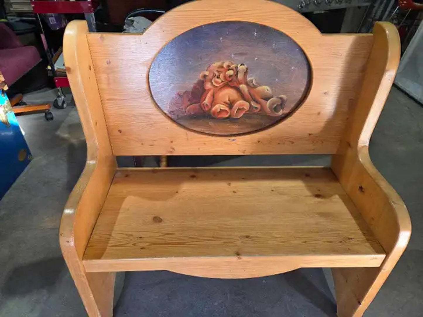 Wooden Bear Themed Bench