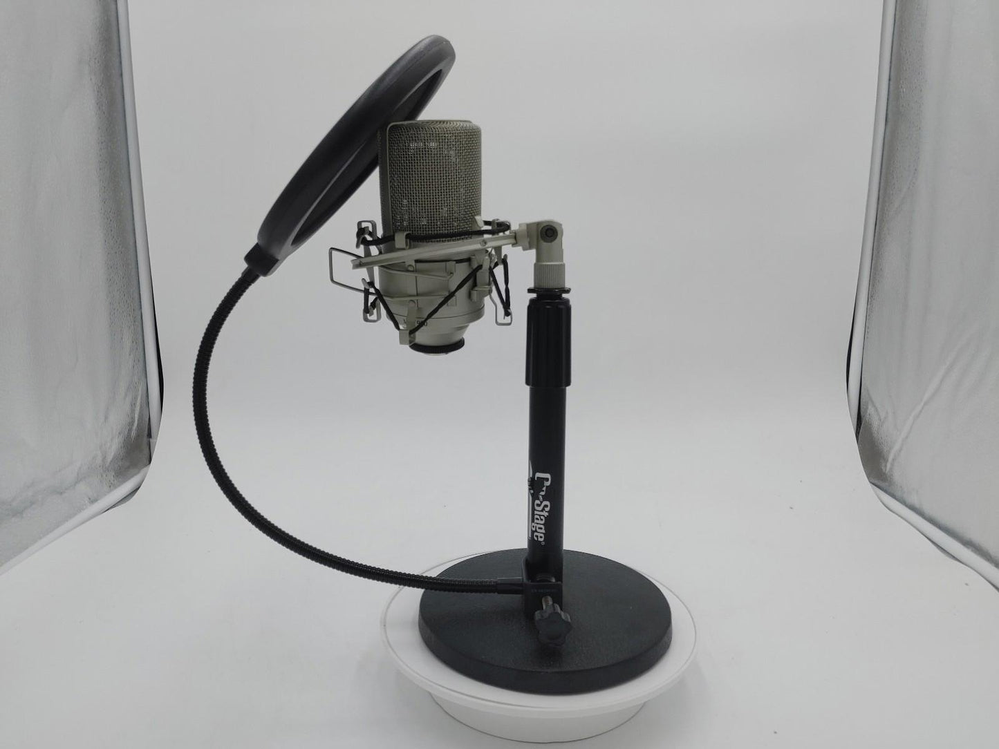 Excellent Condition MXL 990 Microphone Silver Untested + Stand & Pop Filter