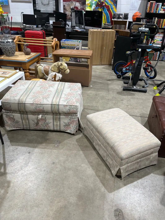 Set of two ottoman
