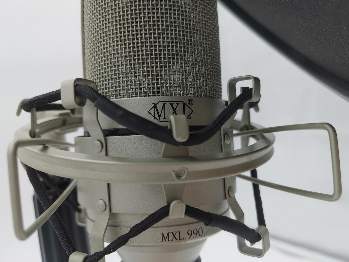 Excellent Condition MXL 990 Microphone Silver Untested + Stand & Pop Filter