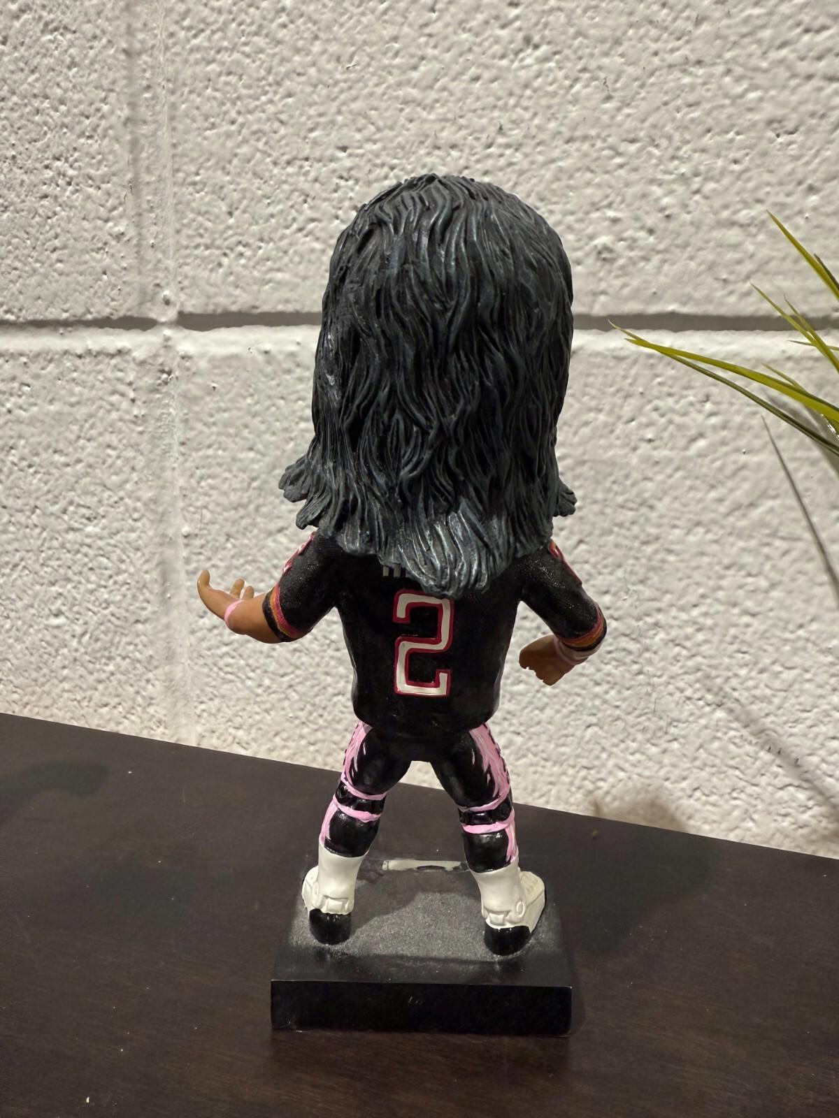 Figurine à tête branlante BRET HART des Hitmen de Calgary (hockey), 7 po, par Wendy’s