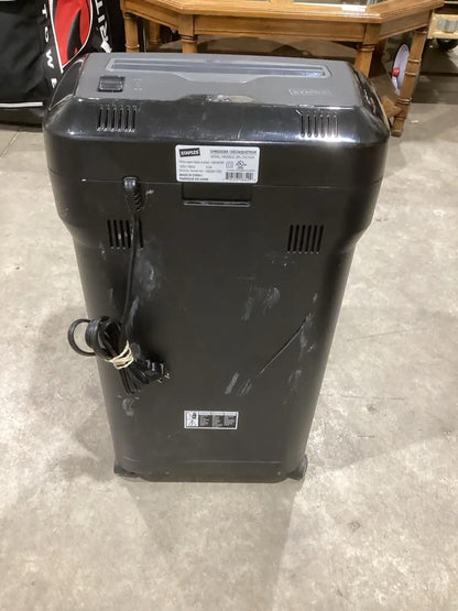 Staples 15 sheet Shredder