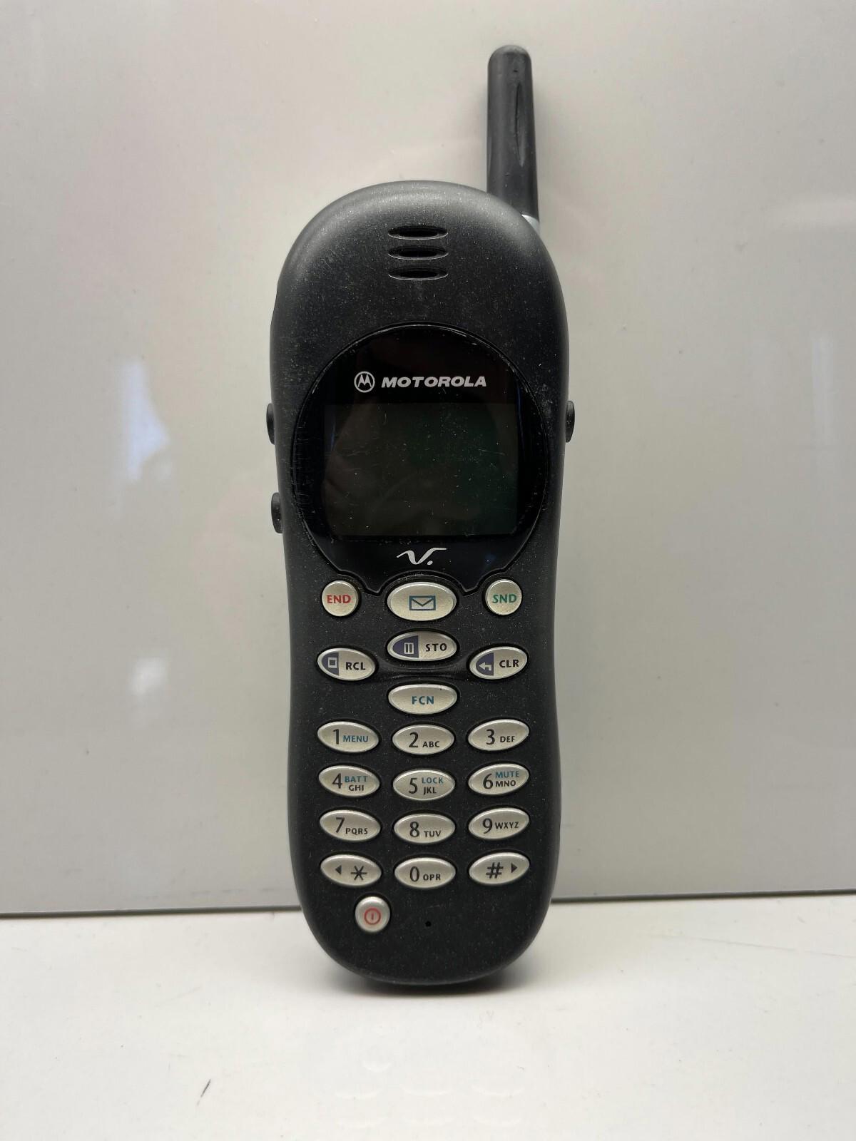 Vintage Motorola V2267 Cell Phone No Battery FOR PARTS