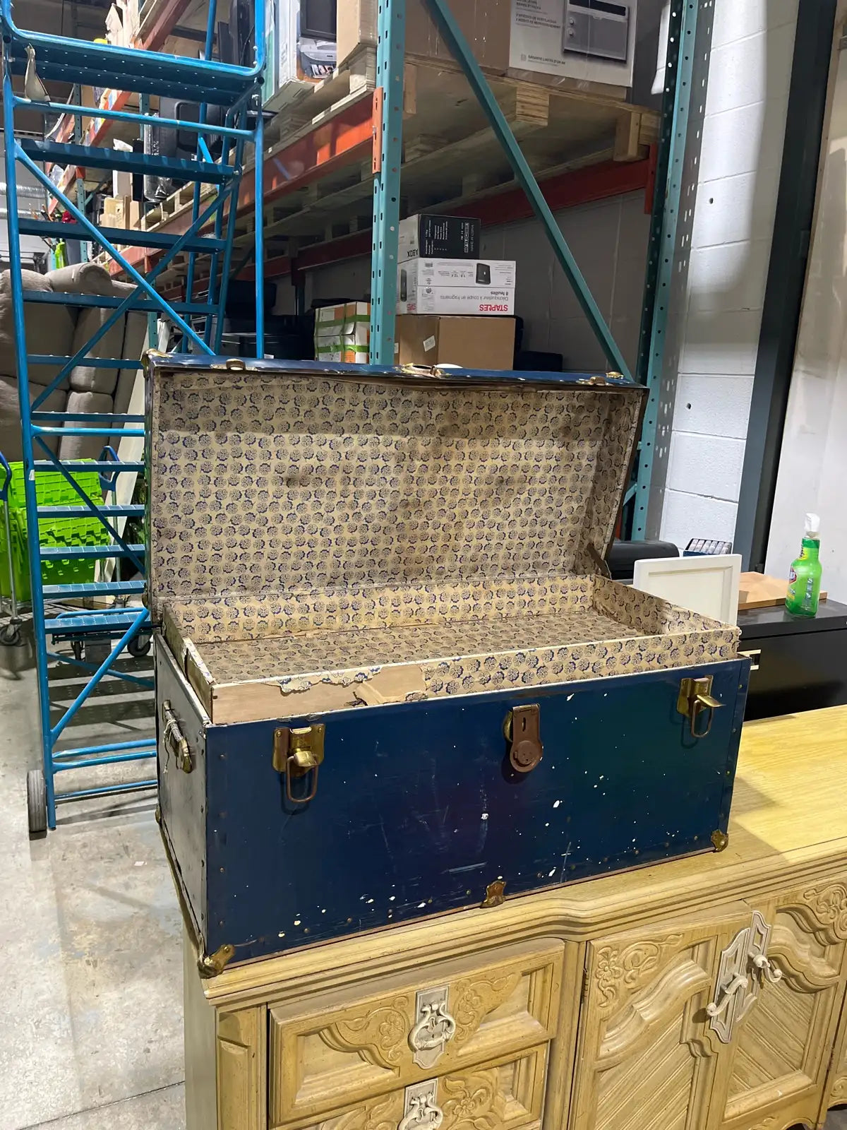 Vintage Langmuir made in Canada storage trunk