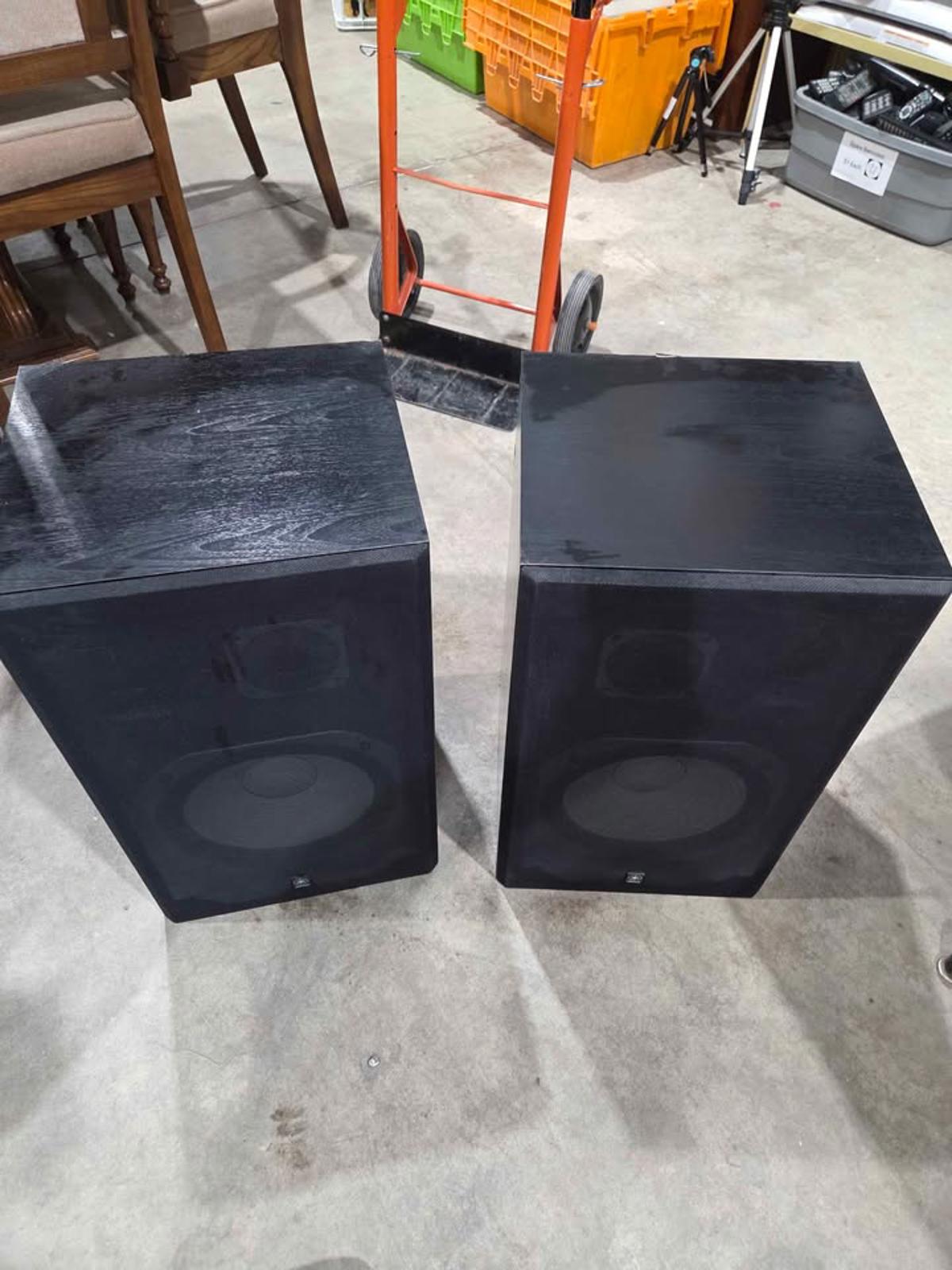 Yamaha NS-260 Speakers Pair - 21.5"