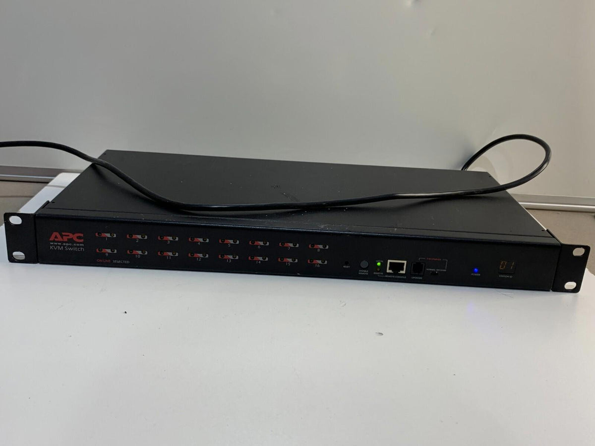 APC AP5202 16-Port Multi Platform Analog KVM Switch, TESTED