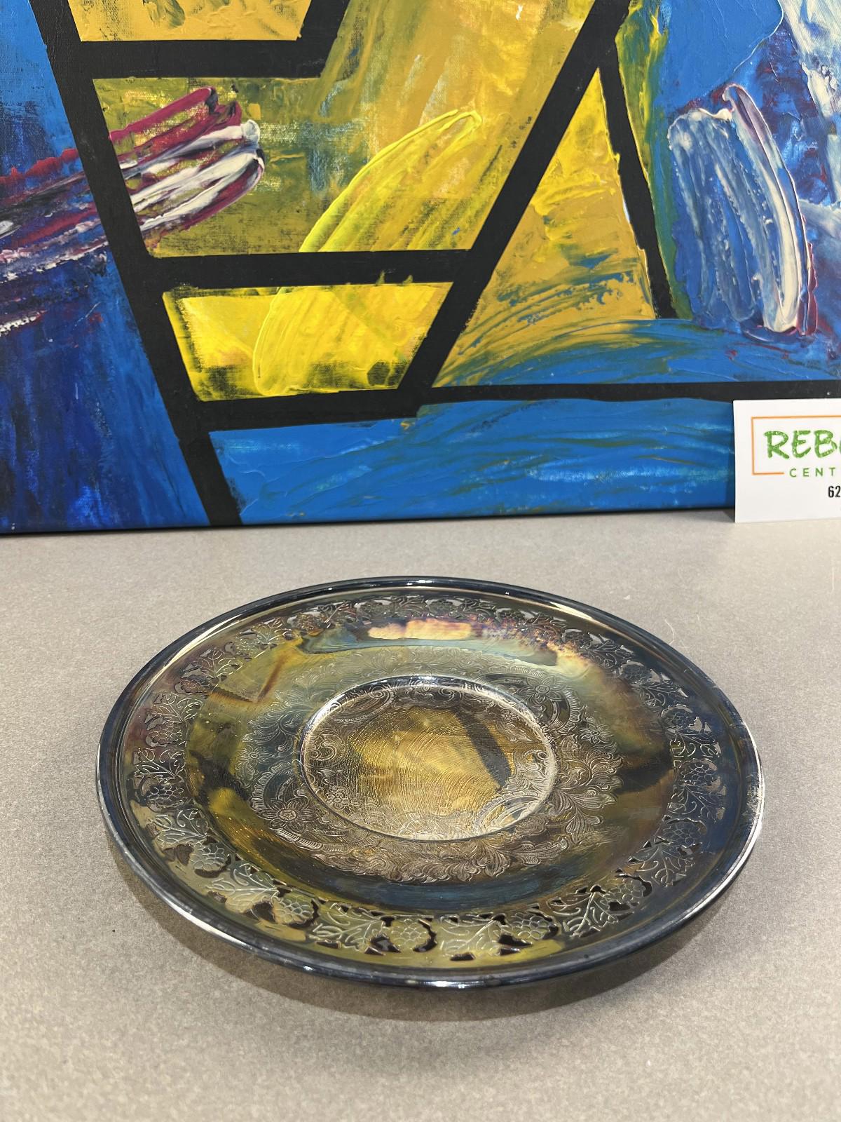 Vintage Round Plate SP Copper Made in Canada