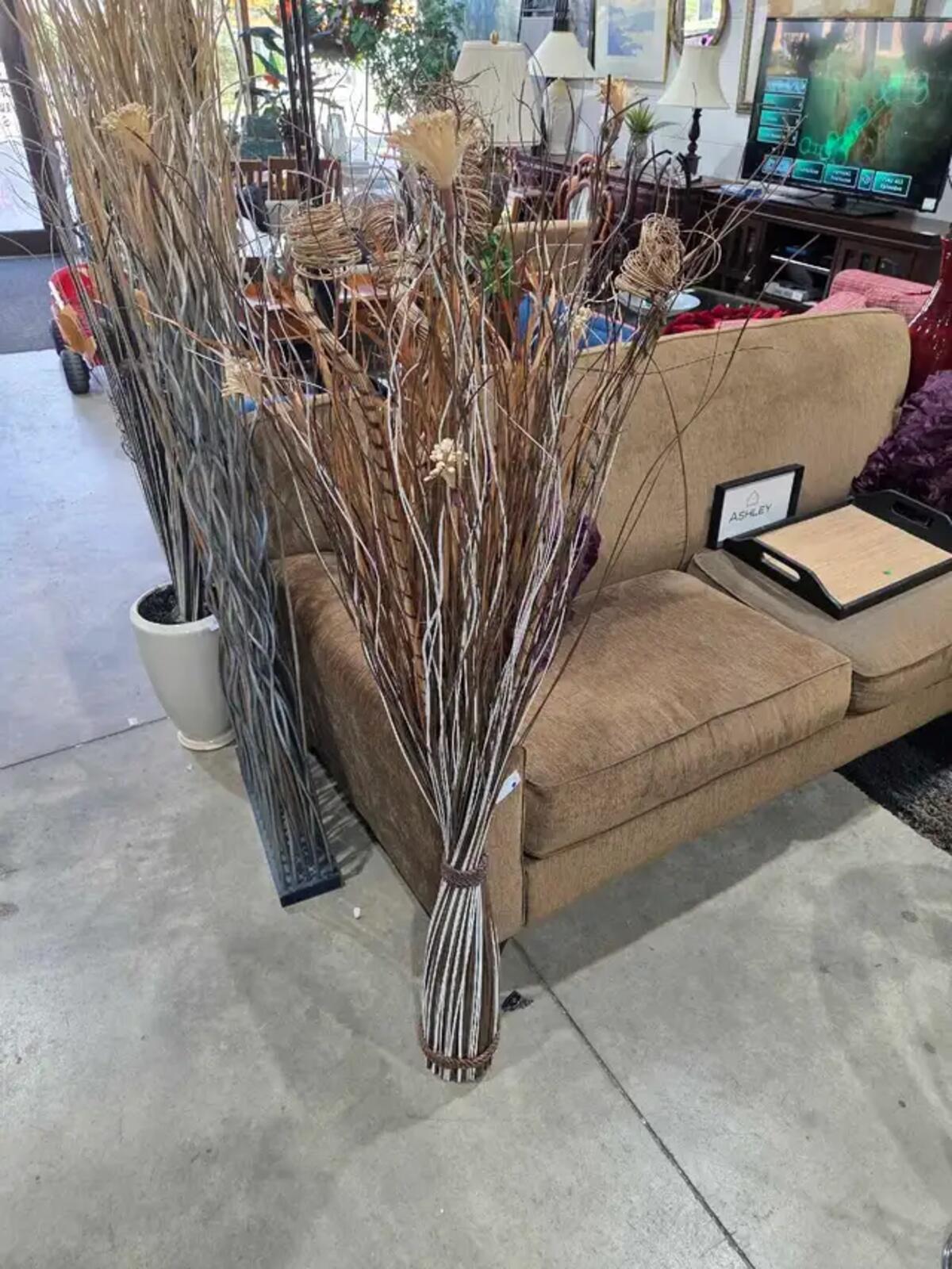Decorative Dried Floral Arrangement
