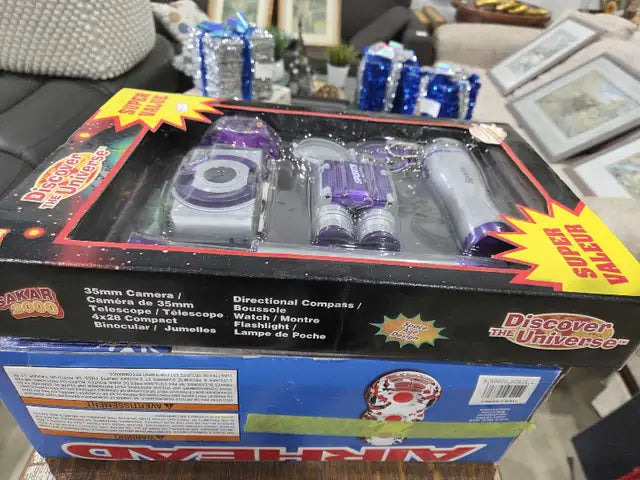 New! Sakar Discover the Universe Set