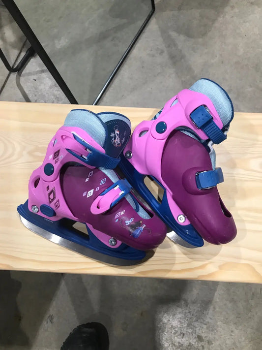 Girls Disney Frozen Skates (Y8-Y11)