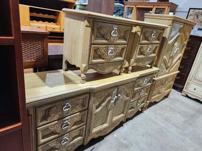 Vintage Bedroom Set - Dresser/Armoire/Nightstands