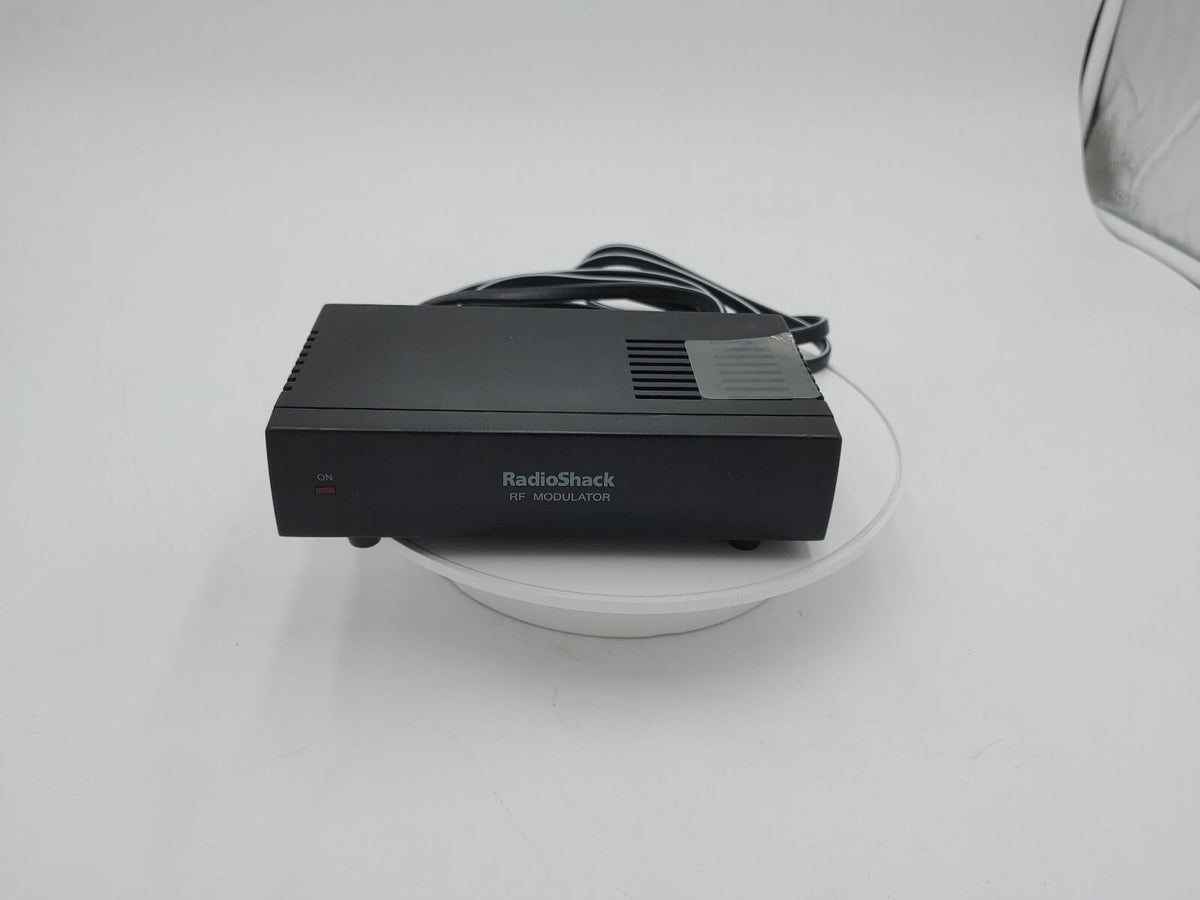 Excellent Condition RadioShack RF Modulator 15-1214 Black Untested