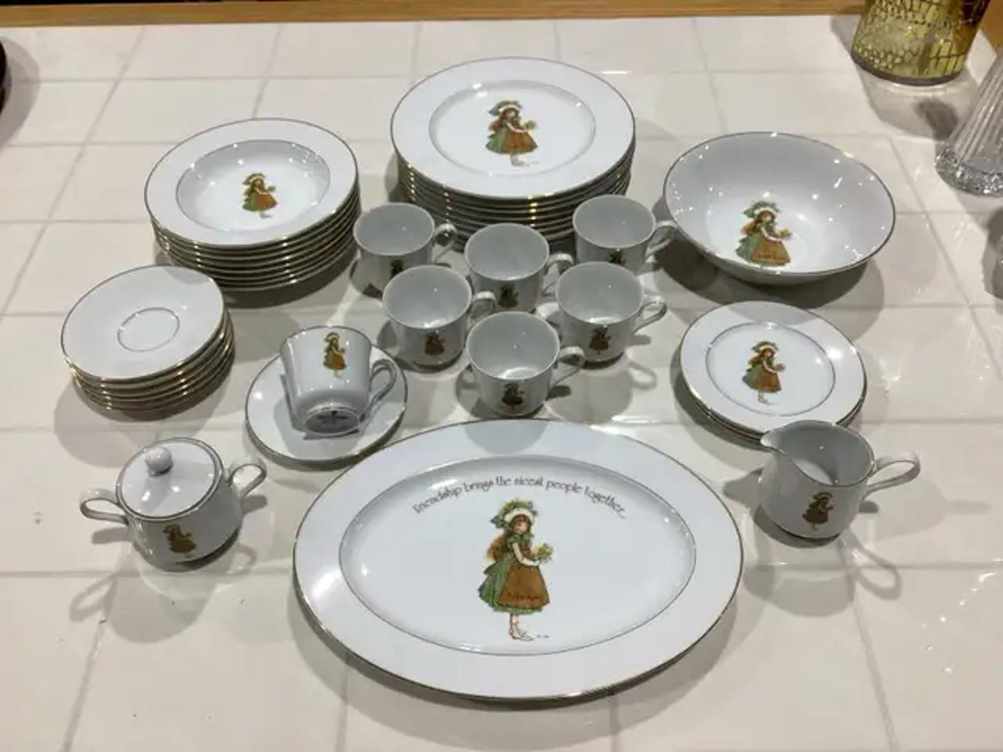 1970 Holly Hobbie Green Girl China Set