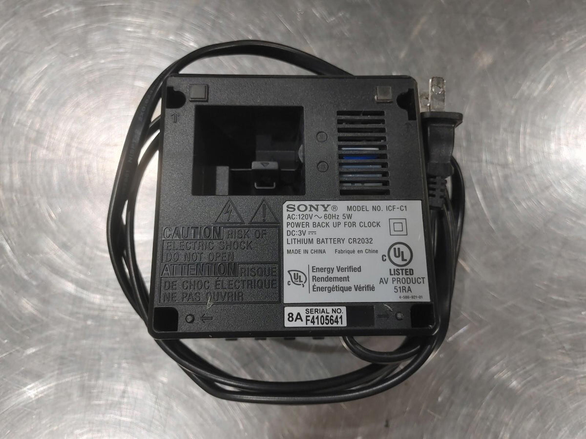 Bon état — radio-réveil Sony, modèle ICF-C1, testé et fonctionnel, noir