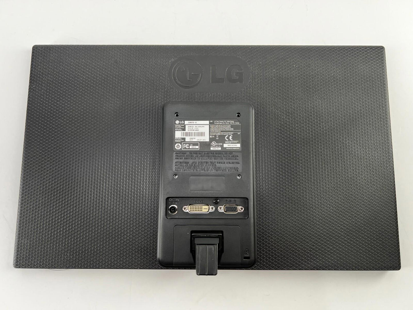 LG LED Computer Monitor 19.5” #20M37D - No Stand - No power Cable