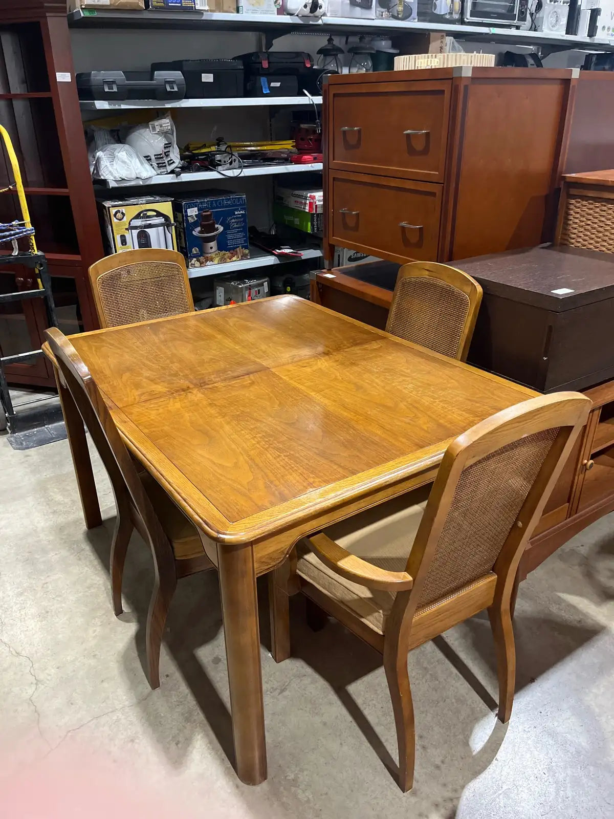 Dining Table With 4 Chairs