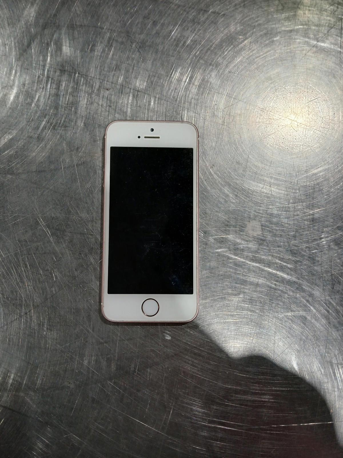 Iphone SE 1st generation ROSE GOLD *UNTESTED*