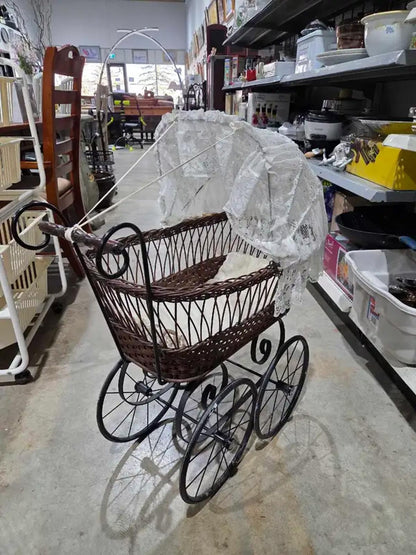 Vintage Iron/Wicker Doll Pram