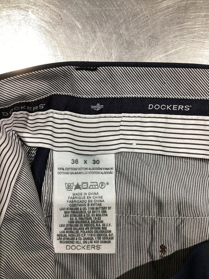 Dockers Men's Classic Fit Navy Blue Chinos