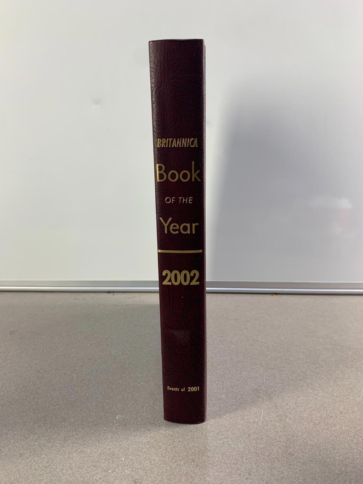 Encyclopedia Britannica, livre de l’année – 2002 – Relié en cuir