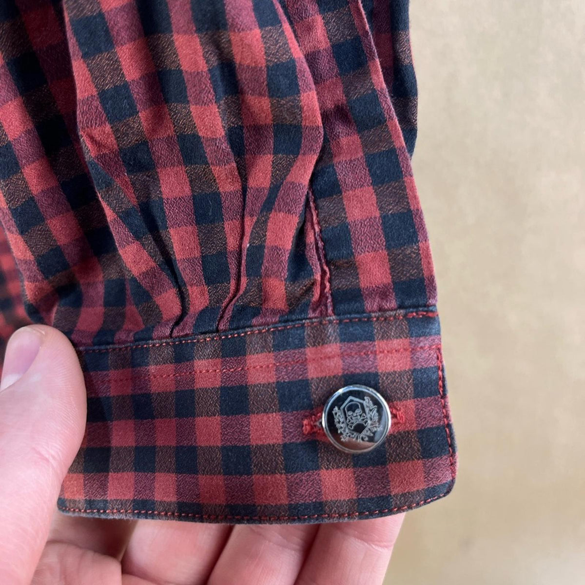 Chemise à carreaux rouge et noire The Kooples (Taille M)