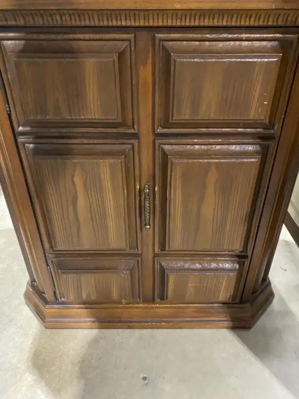 Wood Cabinet