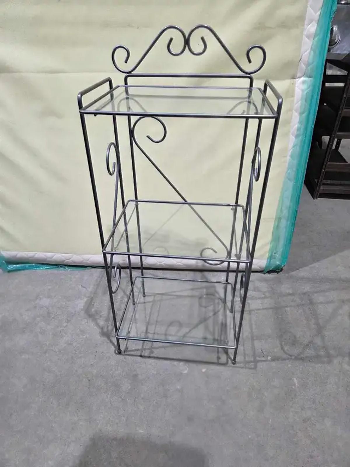 Small Metal/Glass Plant Stand